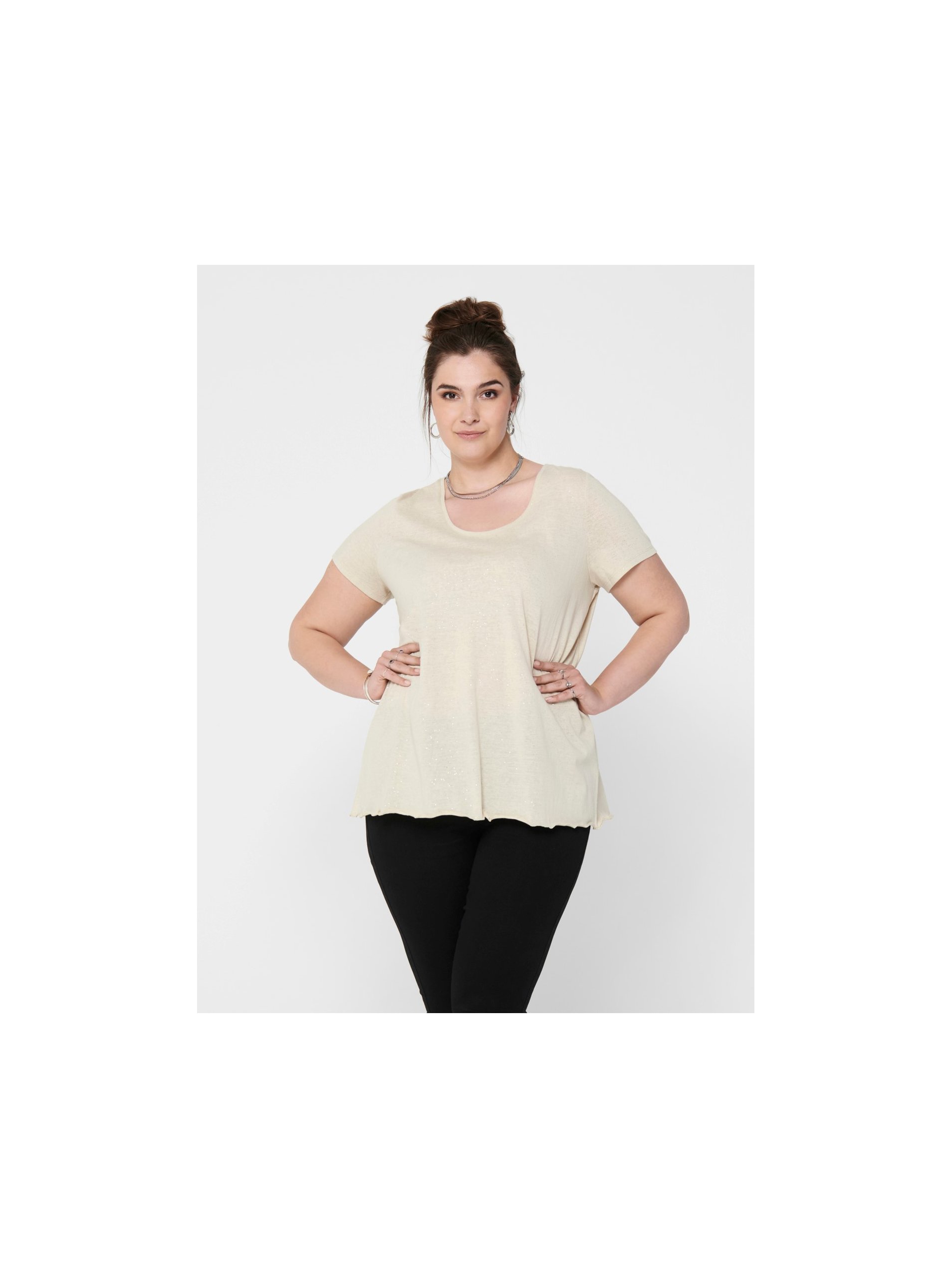 Снимка на Beige basic T-shirt ONLY CARMAKOMA Glitter - Women
