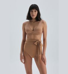 Снимка на Dagi The Camel Contouring High Waist Bikini Bottom