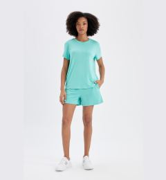 Снимка на DEFACTO Fit Oversize Wide Cut Short Leg Shorts
