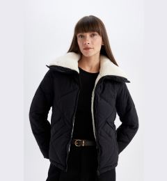 Снимка на DEFACTO Water Repellent Puffer Puffer Jacket Quilted Inside Faux Für Windproof Pocket