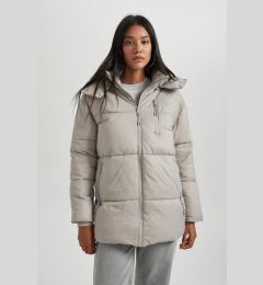 Снимка на DEFACTO Waterproof Relax Fit Hooded Puffer Jacket