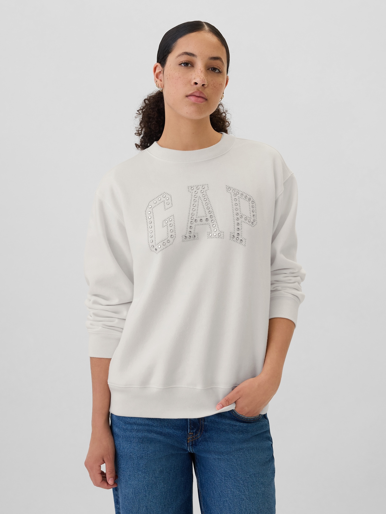 Снимка на GAP Oversize fleece sweatshirt - Women's