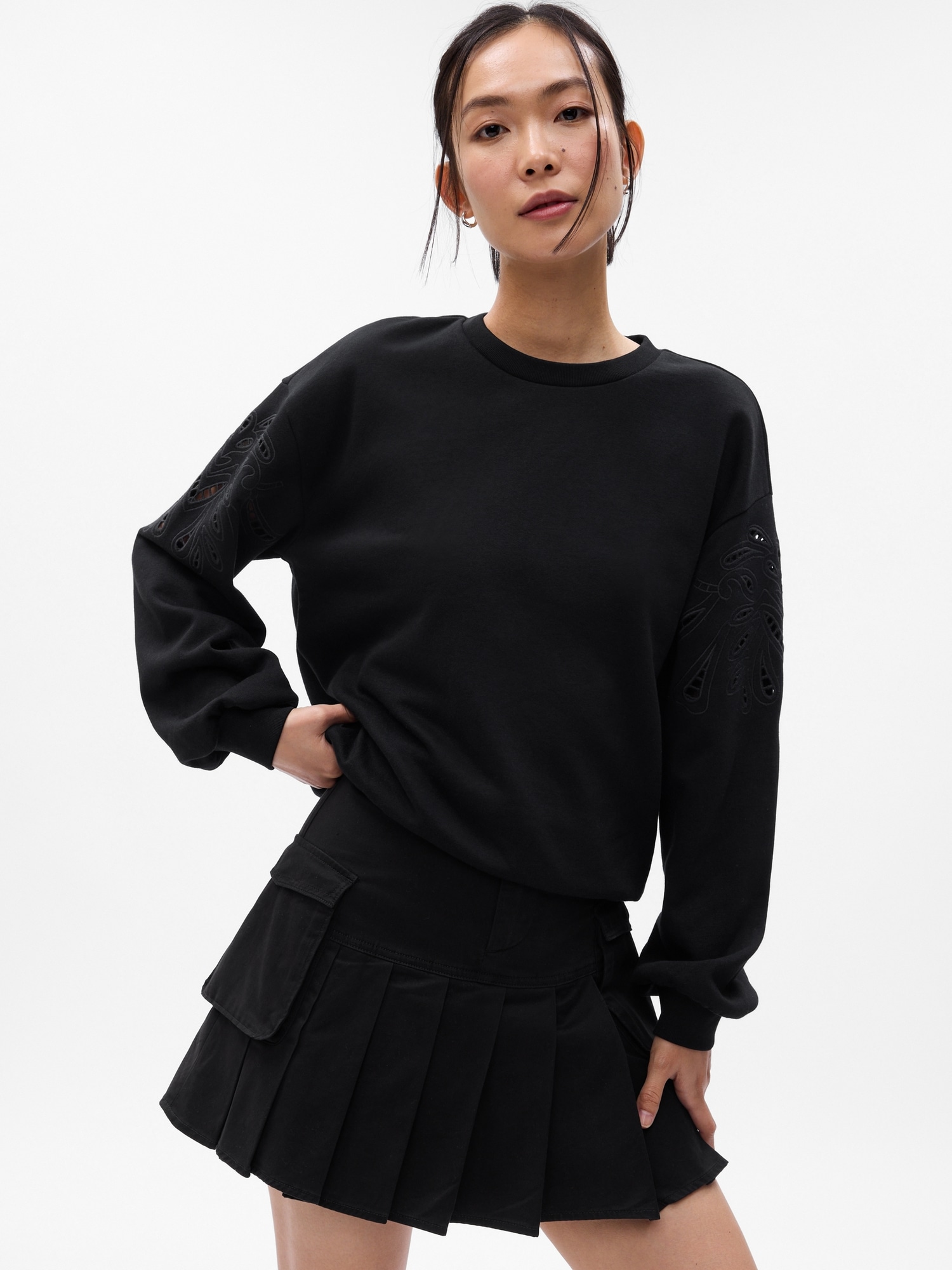 Снимка на GAP Sweatshirt crop vintage - Women's
