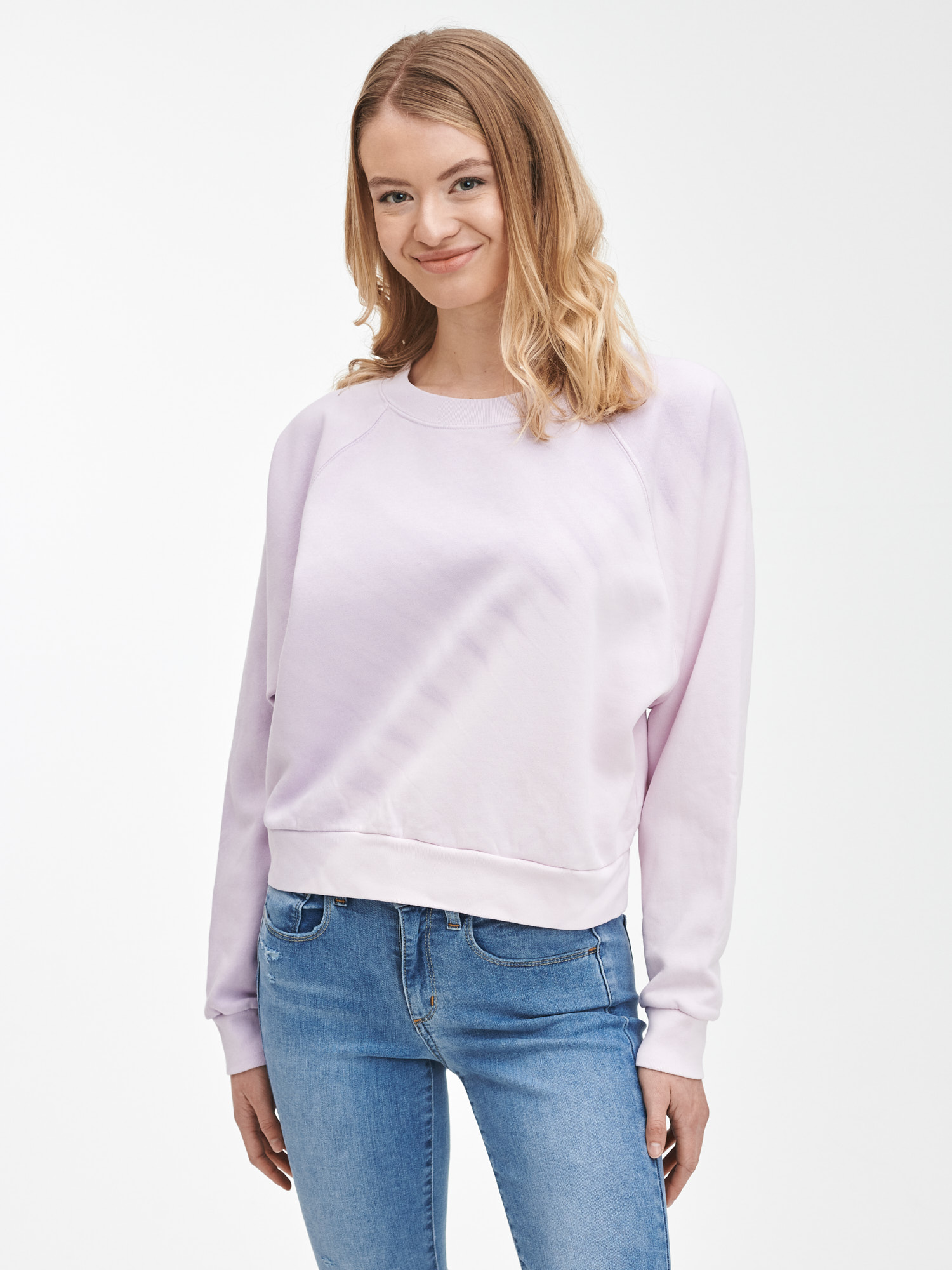 Снимка на GAP Sweatshirt raglan crop - Women