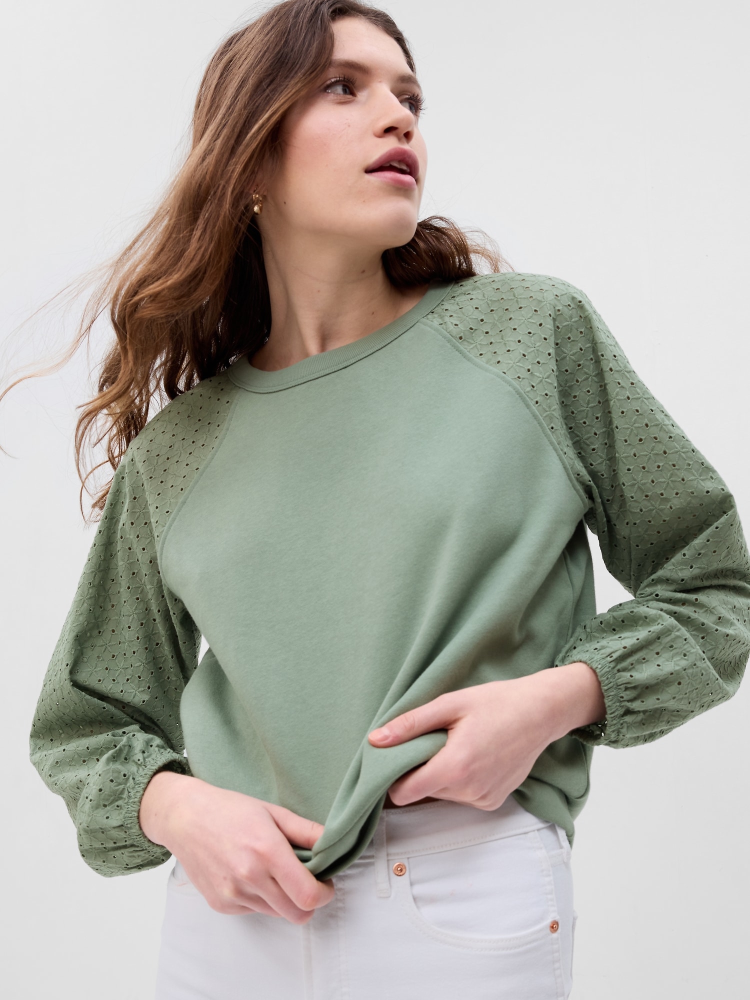 Снимка на GAP Vintage Soft Madeira Sweatshirt - Women