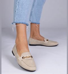 Снимка на Gemre Beige matte-finish loafers with gold decoration Gloriasa