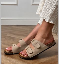 Снимка на Gemre Beige sandals with buckles on a cork sole Cloud