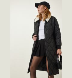 Снимка на Happiness İstanbul Black Fur Collar Quilted Coat