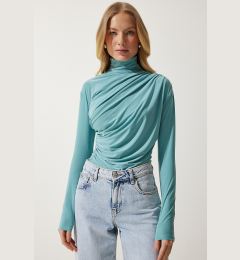 Снимка на Happiness İstanbul Women's Aqua Green Gathered Detailed High Neck Sandy Blouse