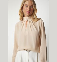 Снимка на Happiness İstanbul Women's Beige Window Detail Flowy Crepe Blouse