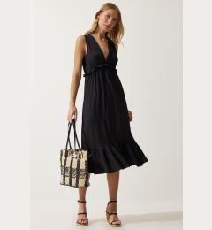 Снимка на Happiness İstanbul Women's Black Deep V Neck Thick Straps Knitted Dress