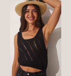 Снимка на Happiness İstanbul Women's Black Halterneck Crop Knitwear Blouse