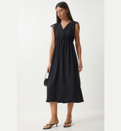 Снимка на Happiness İstanbul Women's Black Wrap Collar Gathered Knitted Dress