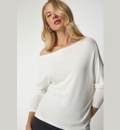 Снимка на Happiness İstanbul Women's Ecru Boat Neck Knitwear Blouse