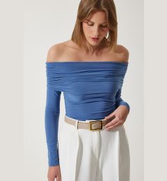 Снимка на Happiness İstanbul Women's Indigo Blue Off-the-Shoulder Shirring Detailed Blouse