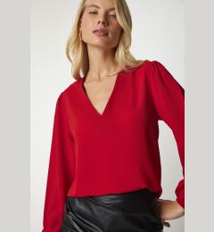 Снимка на Happiness İstanbul Women's Red V-Neck Crepe Blouse