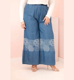 Снимка на Kesi Włoski Plus Size women's trousers with wide legs and ethnic embroidery denim