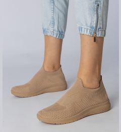 Снимка на marka niezdefiniowana Beige low heel pumps with rhinestones Cahes