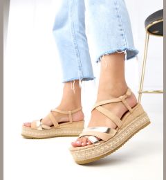 Снимка на marka niezdefiniowana Beige Wedge Sandals with Gold Strap Elitar
