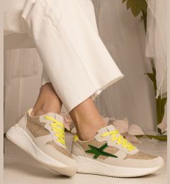 Снимка на marka niezdefiniowana Beige women's sports sneakers with glitter Kaletti
