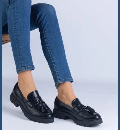 Снимка на marka niezdefiniowana Black classic oxford shoes with tassels Esitta