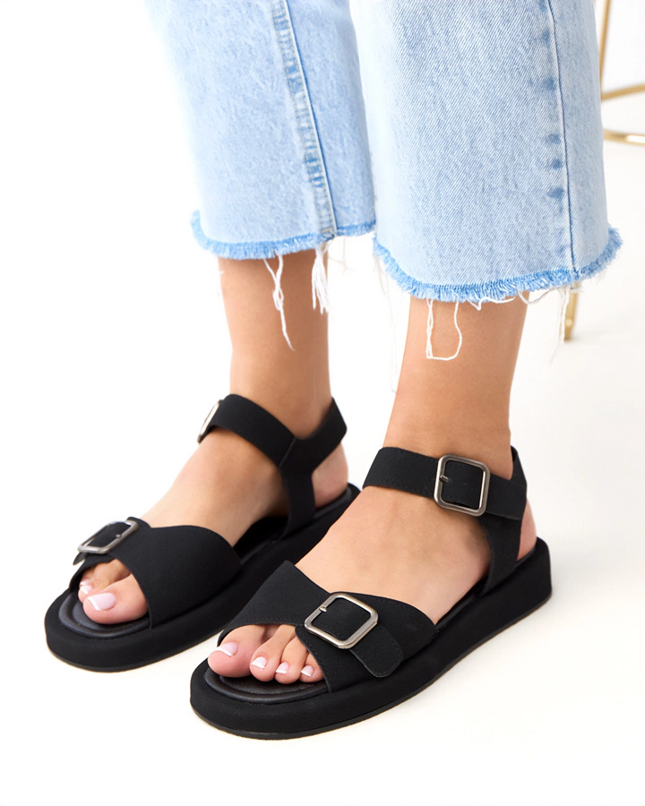 Снимка на marka niezdefiniowana Black sandals with a buckle on the strap Mirkasa