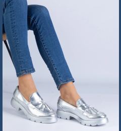 Снимка на marka niezdefiniowana Silver classic oxford shoes with tassels Esitta
