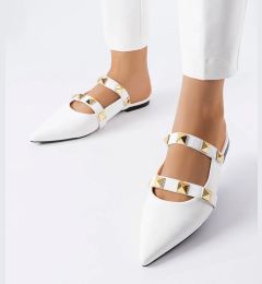 Снимка на marka niezdefiniowana White pointed-toe slides Ruckman