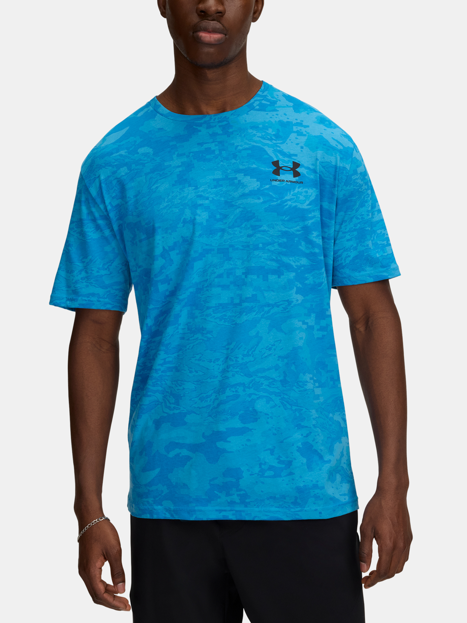 Снимка на Men's T-shirt Under Armour UA ABC CAMO SS - Men's