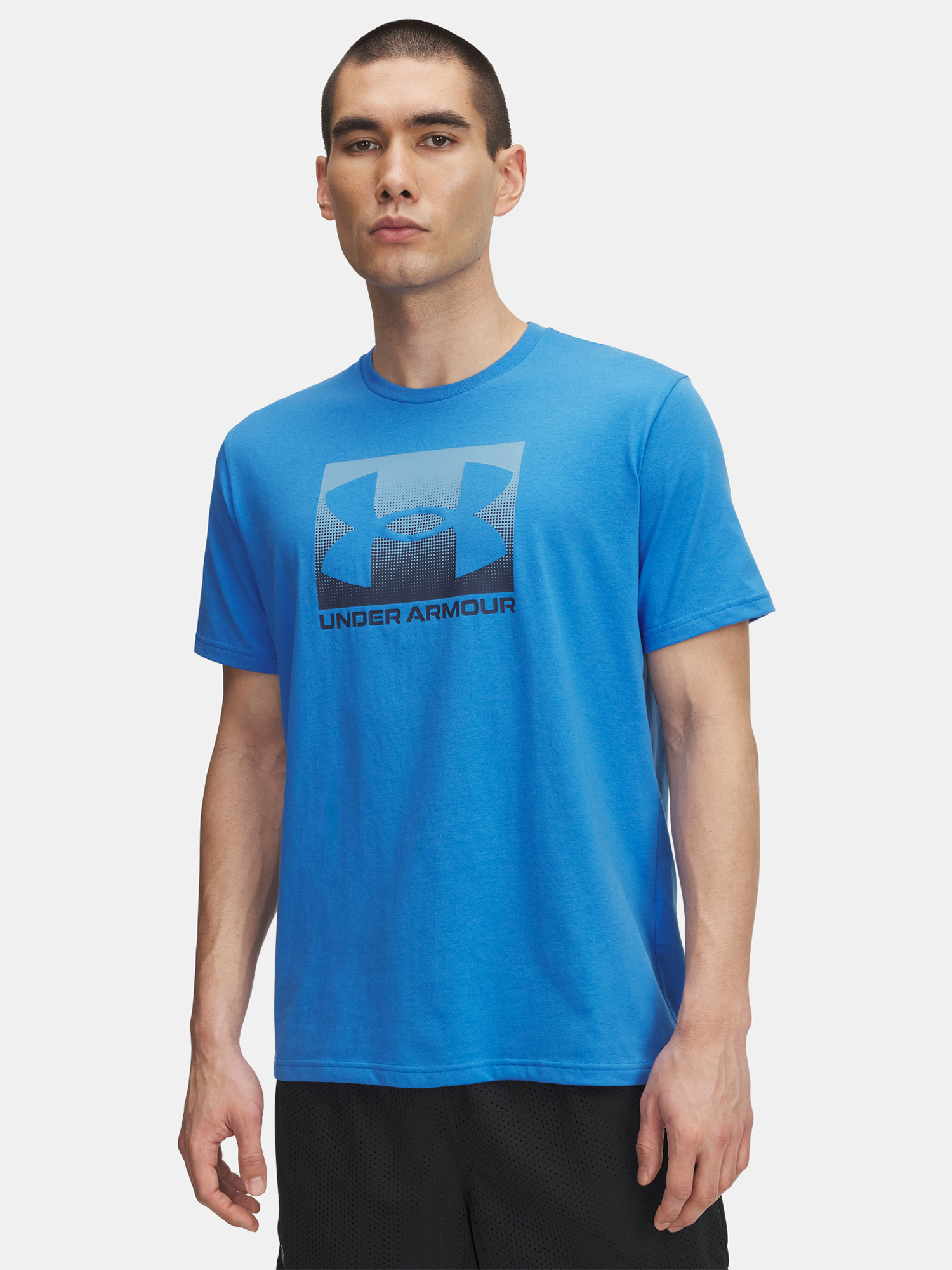 Снимка на Men's T-shirt Under Armour UA M BOXED SPORTS UPDATED SS-BLU - Men's