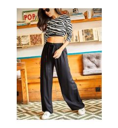 Снимка на Olalook Women's Black Belted Woven Viscon Palazzo Trousers
