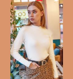 Снимка на Olalook Women's Ecru Collar and Sleeve Detailed Camisole Blouse