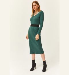 Снимка на Olalook Women's Green Pool Neck Thick Ribbed Midi Dress
