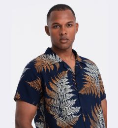Снимка на Ombre Men's patterned viscose shirt with short sleeves - fern