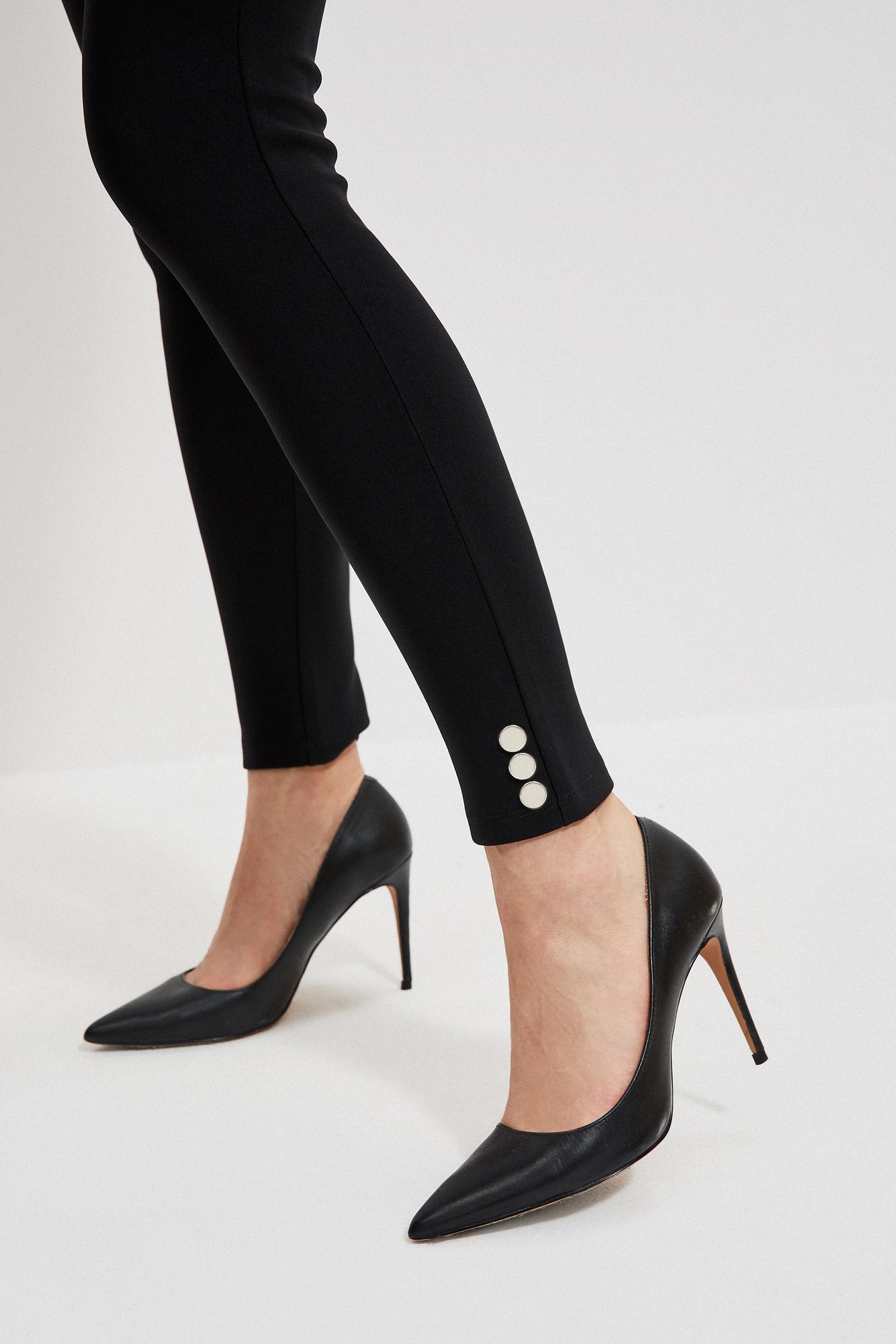 Снимка на Plain skinny trousers