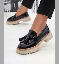 Снимка на Resti Black lacquered women's moccasins with tassels Kaipo- Footwear