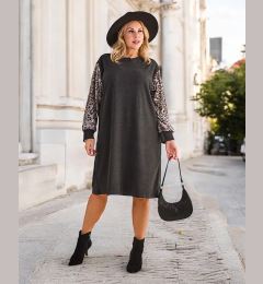 Снимка на Resti Women's fabric dress with decorative sleeves PLUS SIZE