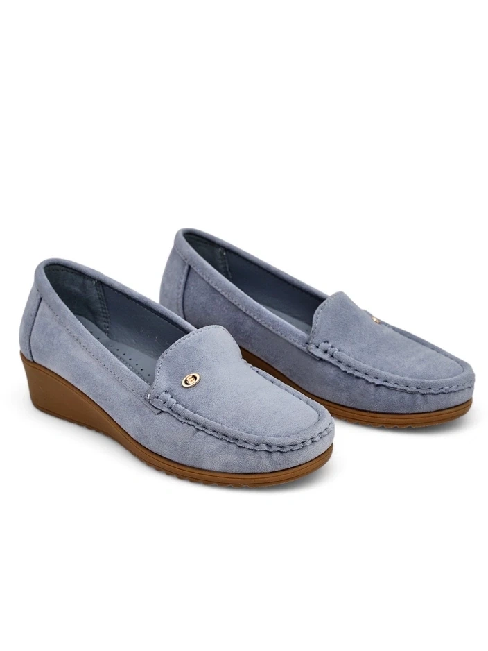 Снимка на Resti Women's low wedge moccasin shoes Lepolt