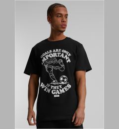 Снимка на Soccer Balls Coming Home Important Games Black T-Shirt