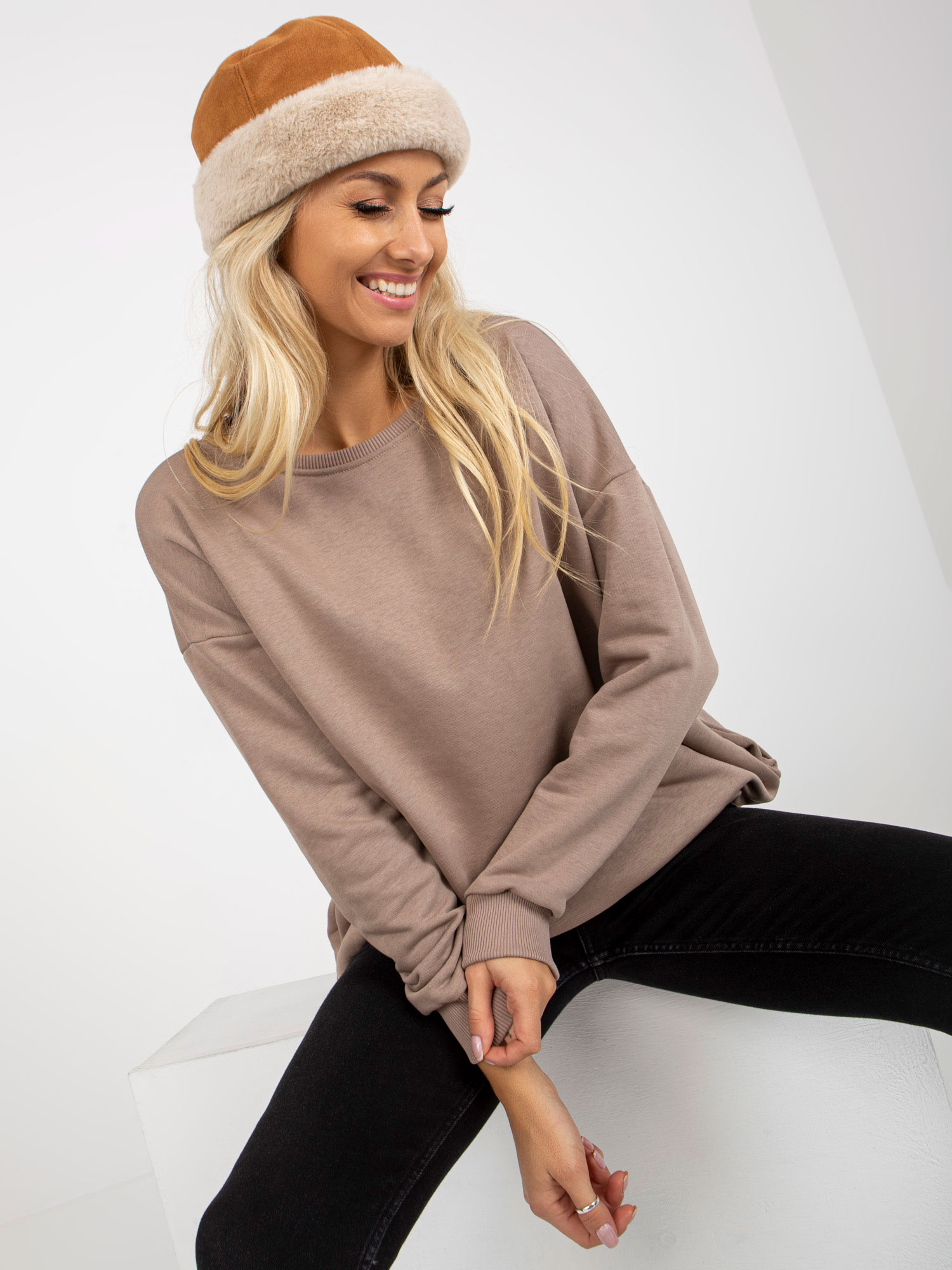 Снимка на Sweatshirt-RV-BL-8310.60-dark beige