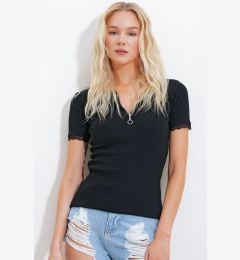 Снимка на Trend Alaçatı Stili Women's Black Lace Detailed Camisole Blouse