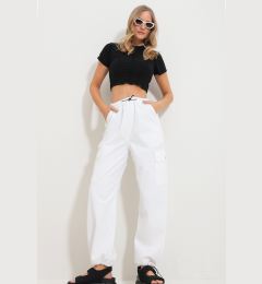 Снимка на Trend Alaçatı Stili Women's White Elastic Waist And Cuff Cargo Jogger Pants With Pocket