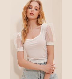 Снимка на Trend Alaçatı Stili Women's White Square Collar Tulle Watermelon Sleeve Sandy Crop Blouse