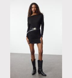 Снимка на Trendyol Black Asymmetrical Neck Bodycone/Fits on Body Mini Knit Dress