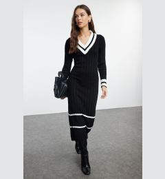 Снимка на Trendyol Black Midi Knit Color Block Dress
