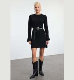 Снимка на Trendyol Black Mini Knit A-Line Form Fit Dress