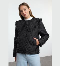 Снимка на Trendyol Black Oversize Quilted Puffer Jacket with Molded Collar Detail