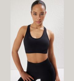 Снимка на Trendyol Black Seamless/Seamless Support/Shaping Halter Neck Knitted Sports Bra
