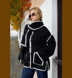 Снимка на Trendyol Black Soft Texture Wide Pattern Scarf Beard Detailed Knitwear Cardigan