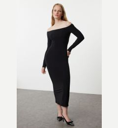 Снимка на Trendyol Black Straight Carmen Neck Bodycone/Fitting Flexible Maxi Knitted Dress
